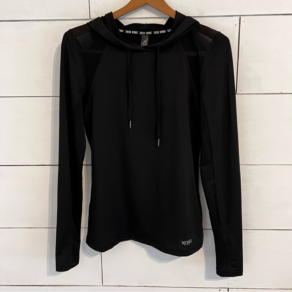 XOXO Sport Black Long Sleeve Hooded Top. Size Medium. EUC